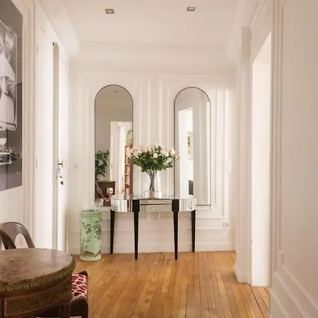 Chic Luxury With Eiffel Tower Views Appartement *