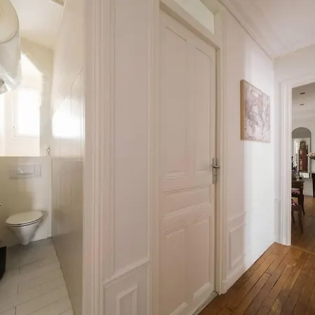 Chic Luxury With Eiffel Tower Views Appartement *